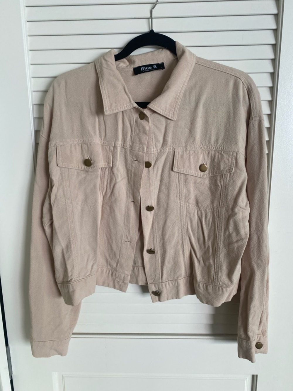 Women's Light Beige Button-Up Jacket Linen